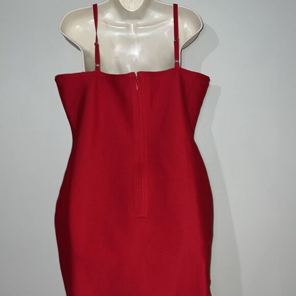 Venus Lace Detail Red Dress size XL - Picture 8 of 10